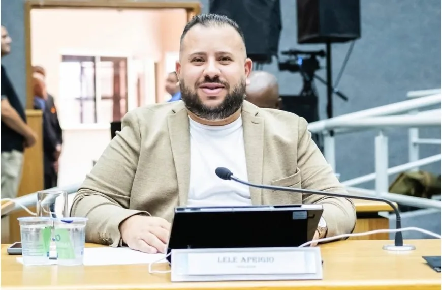 Lele Aprigio propõe áreas de embarque e desembarque acessíveis em prédios públicos