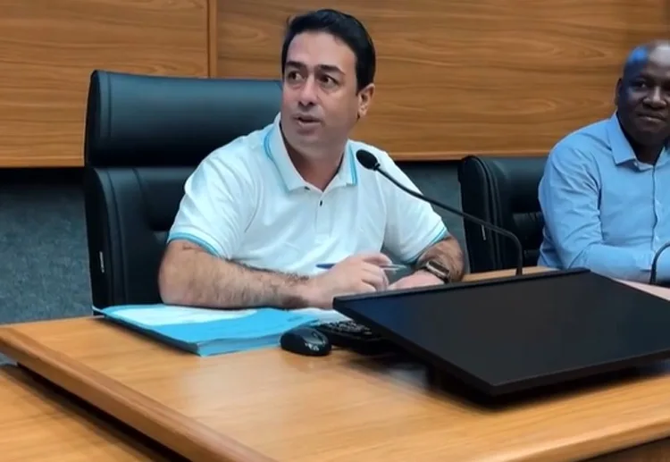 Saulo solicita manutenção ou substituição de ponte de madeira no Km 42