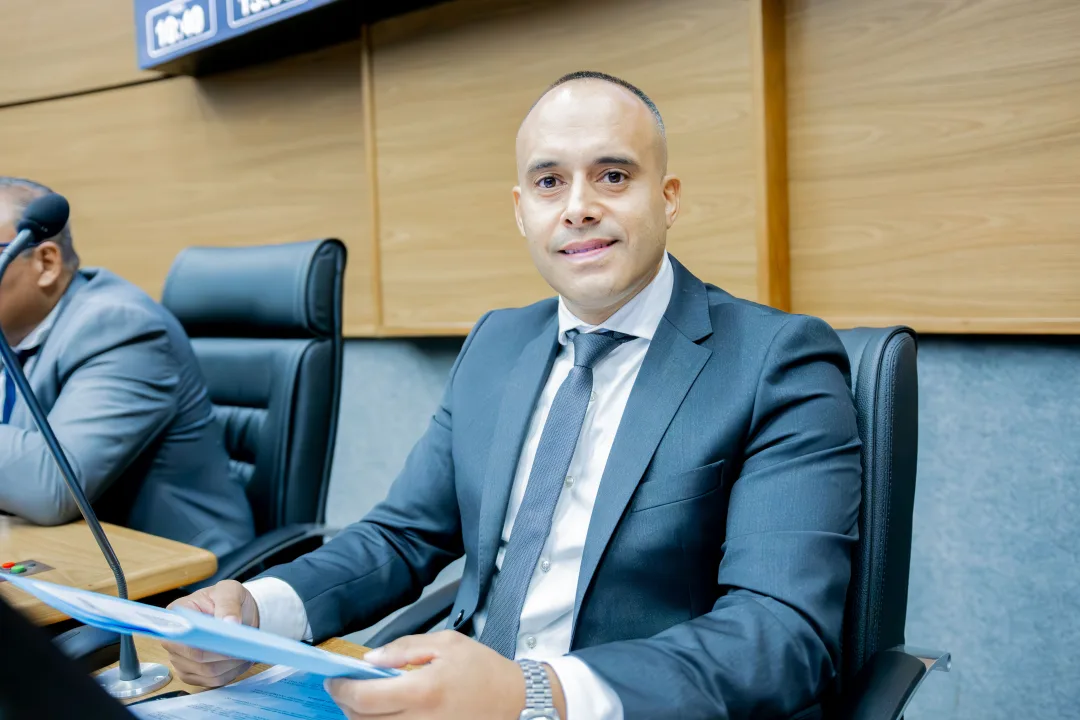 Lê Martins propõe implantação de refeitórios em unidades de saúde de Cajamar