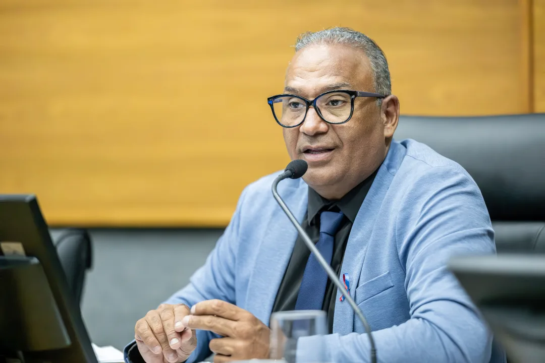 Presidente da Câmara, vereador Pretinho, cobra regularização fundiária no Cimiga II