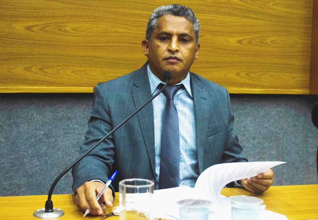  Vereador Feliciano requisita Sarjetão no Bairro Portal dos Ipês 