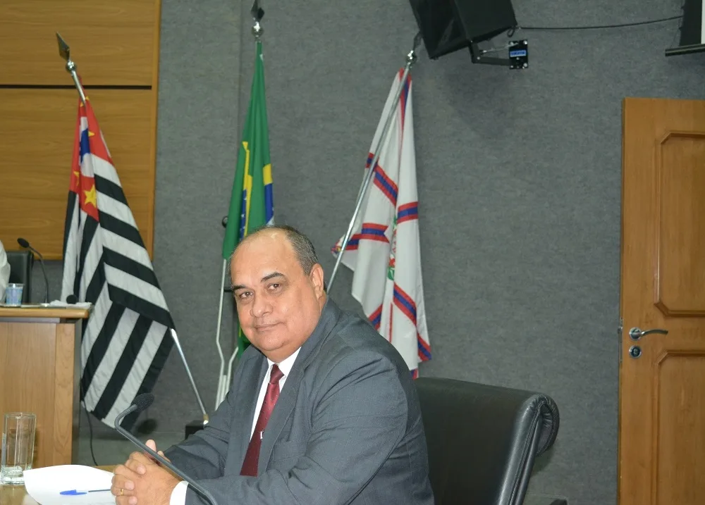 Neizão solicita melhorias nos bairros Paraíso e Panorama