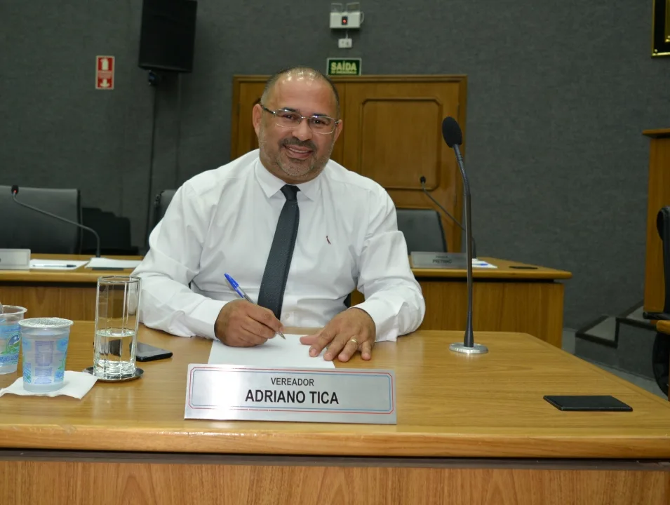 Adriano Tica solicita Semana de Combate à Depressão