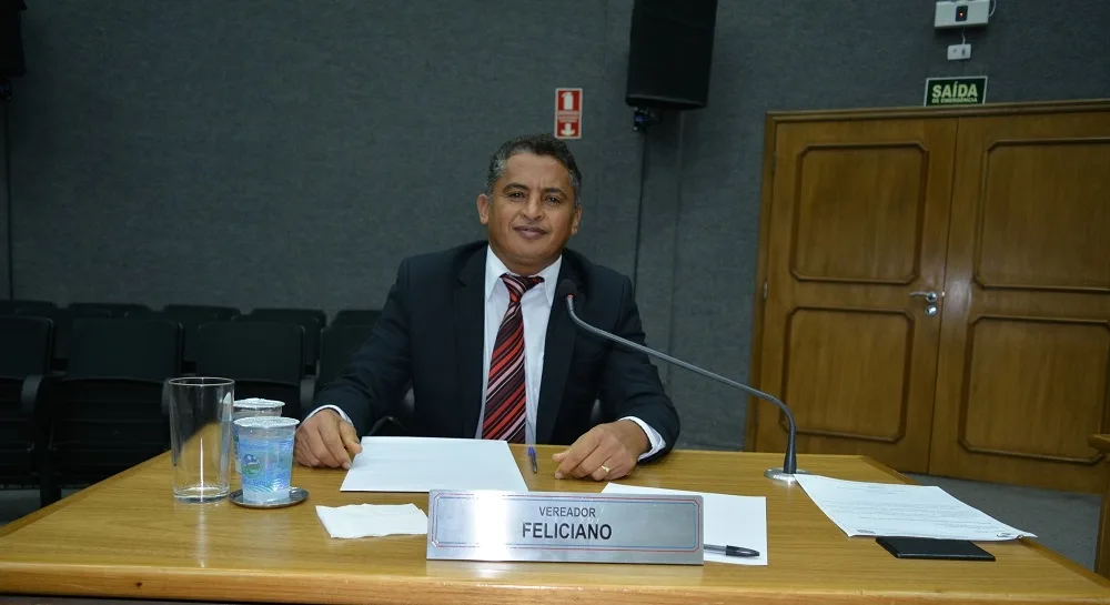 Feliciano solicita esclarecimentos sobre a creche Vera Lucia Milena