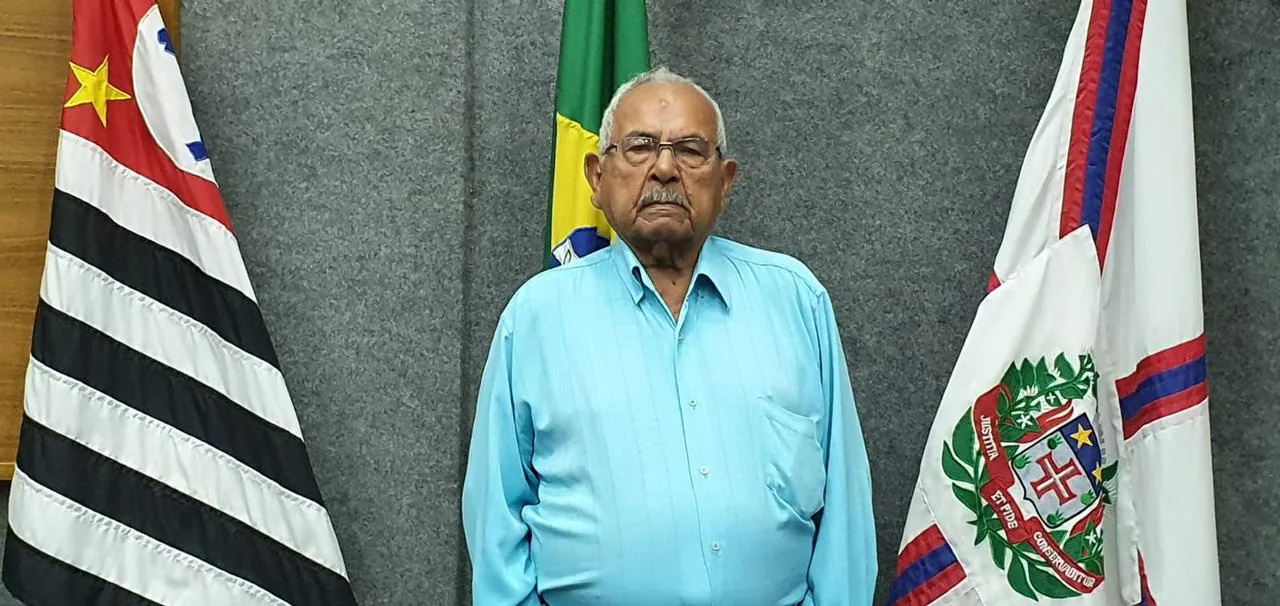 Ex-vereador Cícero Cordeiro da Silva visita Câmara