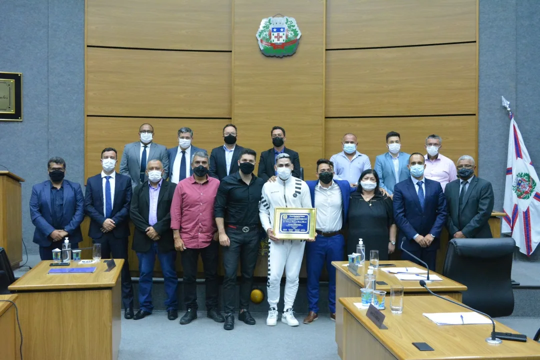 Gamer Youtuber "Racha" recebe título de cidadão cajamarense