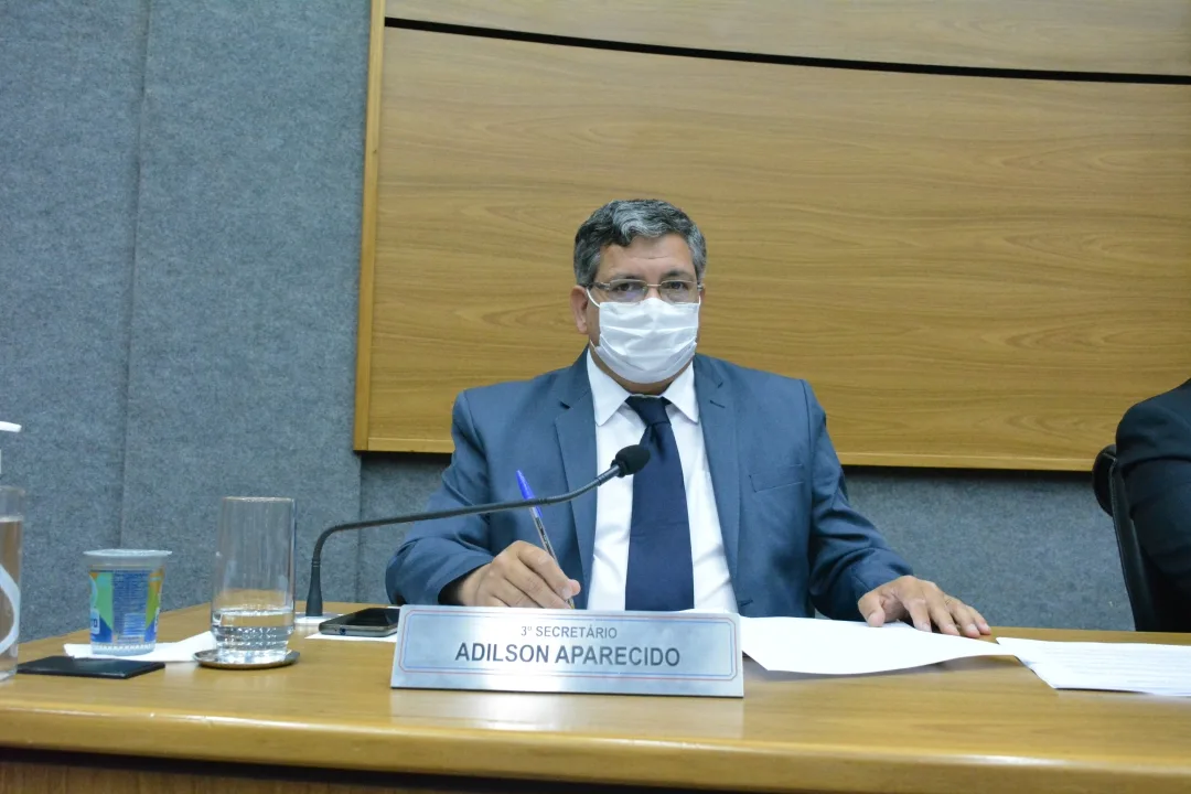 Adilson quer atendimento de otorrino na rede pública de saúde