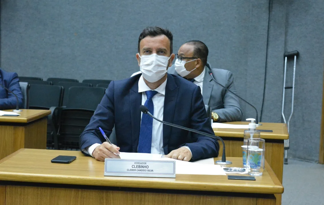 Clebinho pede instalação de guard rail em toda extensão da estrada do Ponunduva 