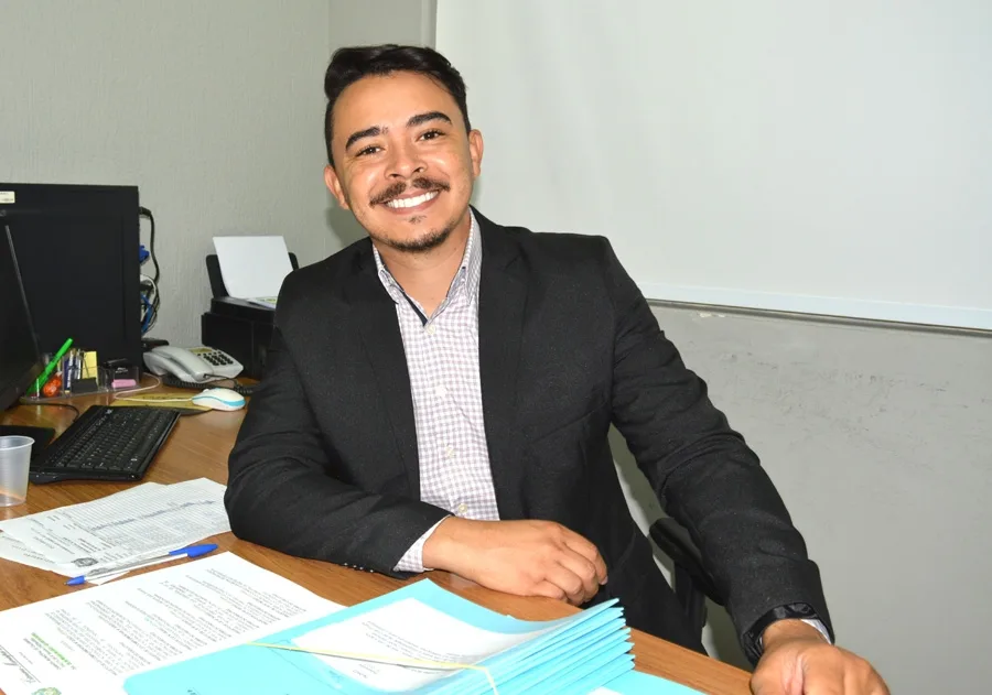 Vereador Pingo (MDB) solicita abrigos de ônibus na Rodovia Anhanguera