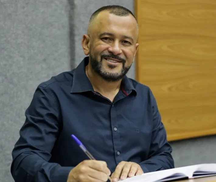 Vereador Flávio Comajo solicita informações sobre o Centro de Especialidades de Cajamar