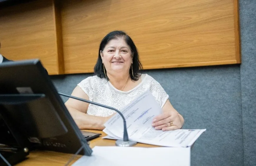 Izelda Carnaúba é a primeira mulher vereadora a conquistar 9 mandatos consecutivos