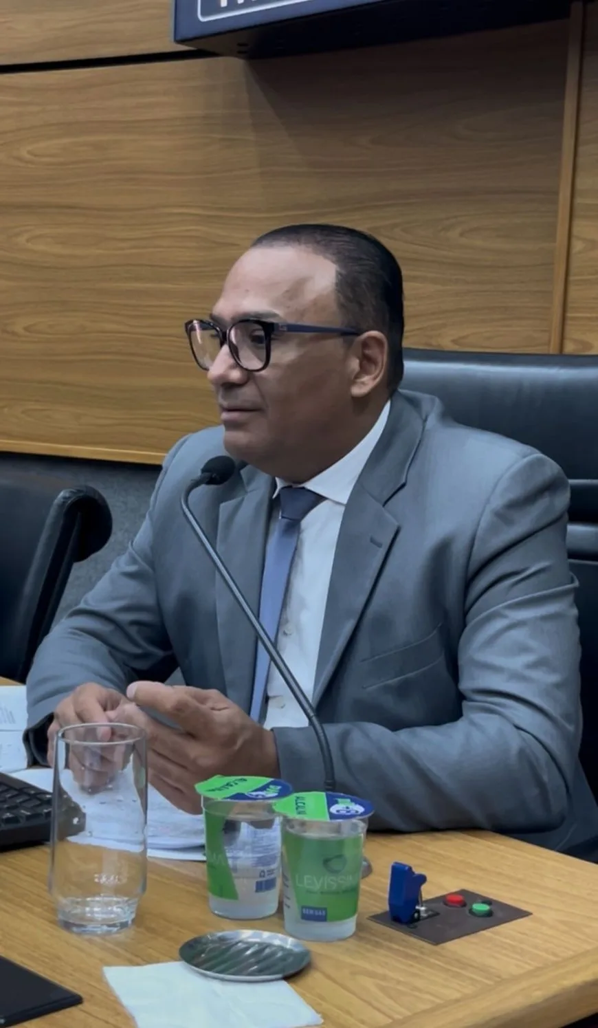 Vereador e Presidente da Câmara, Pretinho, apresenta Projeto de Lei sobre Prioridade de Matrícula para Crianças com Deficiência e TEA 